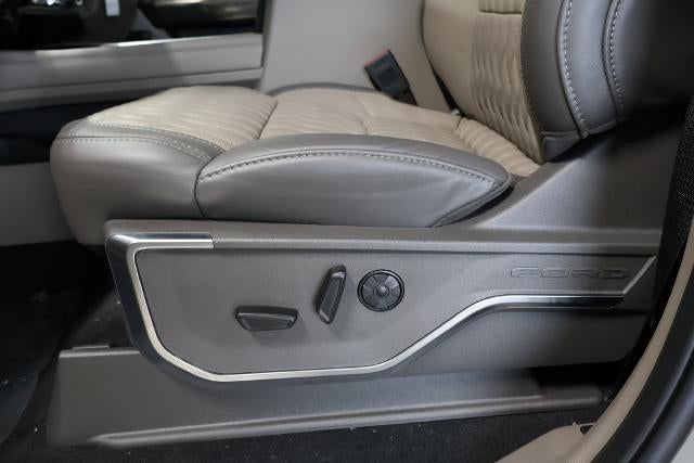 2027 Ford Super Duty F-450 DRW Platinum