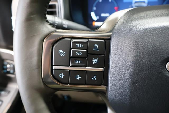 2027 Ford Super Duty F-450 DRW Platinum