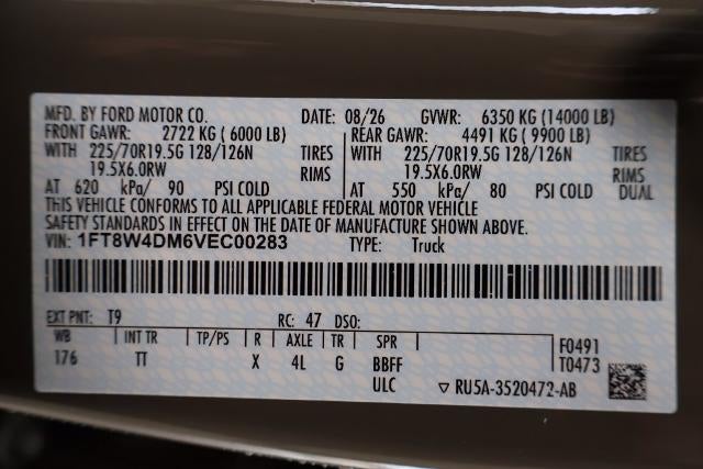 2027 Ford Super Duty F-450 DRW Platinum