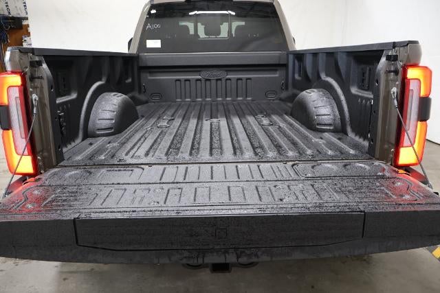 2027 Ford Super Duty F-450 DRW Platinum