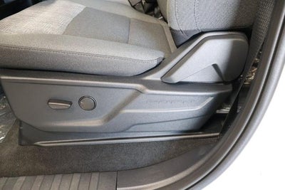 2027 Ford Super Duty F-450 DRW XLT