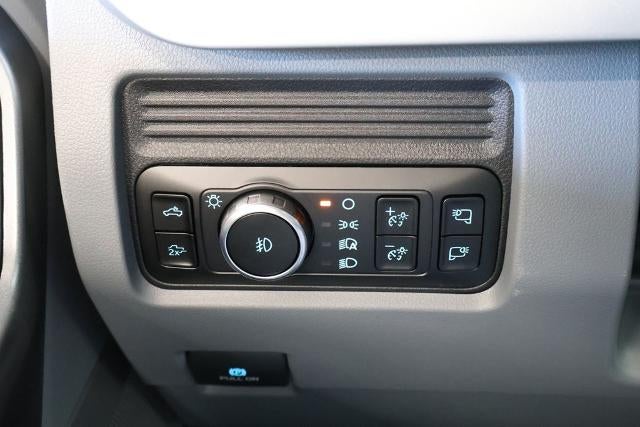 2027 Ford Super Duty F-450 DRW XLT