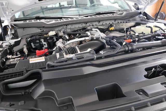 2027 Ford Super Duty F-450 DRW XLT