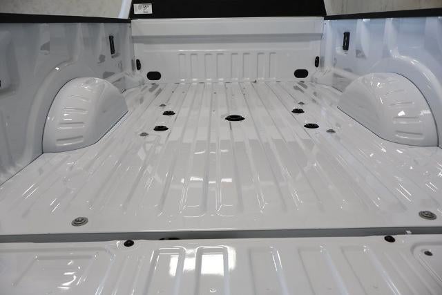 2027 Ford Super Duty F-450 DRW XLT