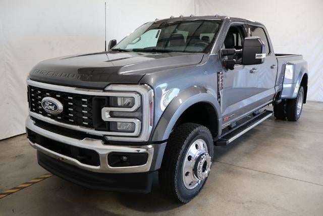 2027 Ford Super Duty F-450 DRW XLT