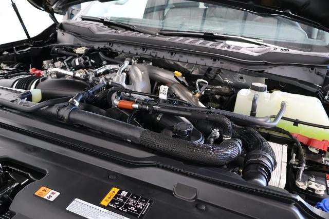 2027 Ford Super Duty F-450 DRW XLT