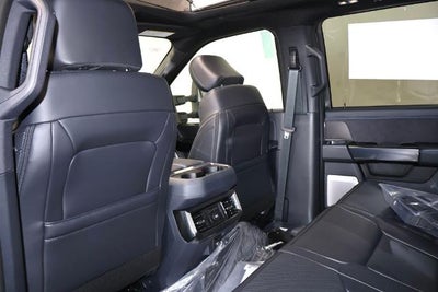 2027 Ford Super Duty F-450 DRW Platinum