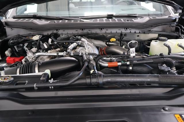 2027 Ford Super Duty F-450 DRW Platinum