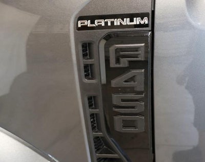 2027 Ford Super Duty F-450 DRW Platinum