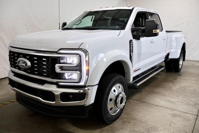 2027 Ford Super Duty F-450 DRW XLT
