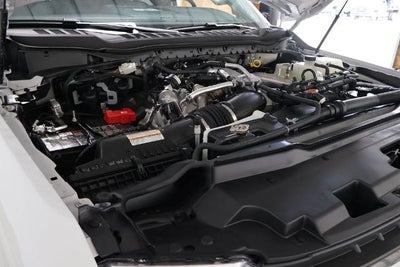 2027 Ford Super Duty F-450 DRW XLT