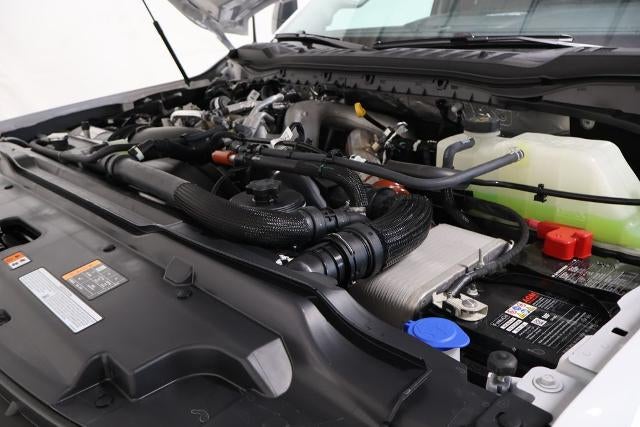 2027 Ford Super Duty F-450 DRW XLT