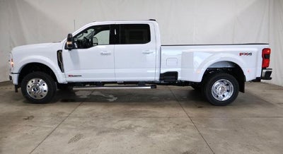 2027 Ford Super Duty F-450 DRW XLT
