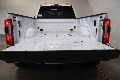 2027 Ford Super Duty F-450 DRW XLT
