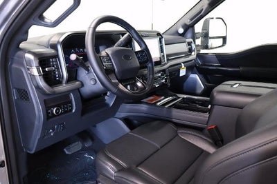 2027 Ford Super Duty F-450 DRW Platinum