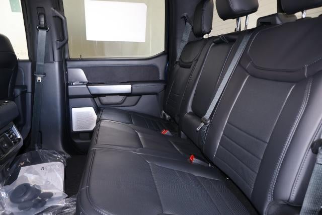 2027 Ford Super Duty F-450 DRW Platinum