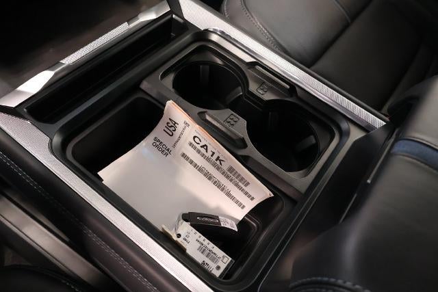 2027 Ford Super Duty F-450 DRW Platinum