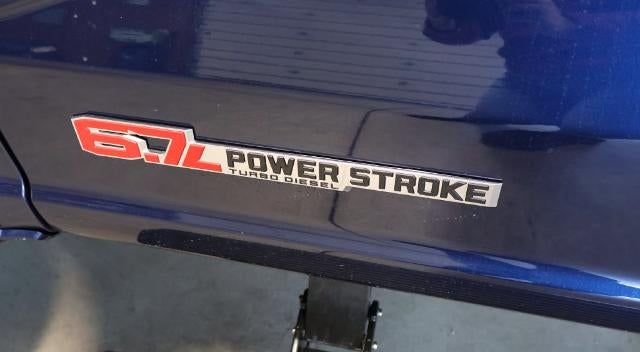 2027 Ford Super Duty F-450 DRW Platinum