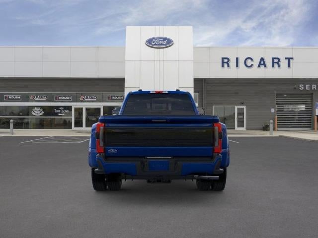 2026 Ford Super Duty F-450 DRW Platinum