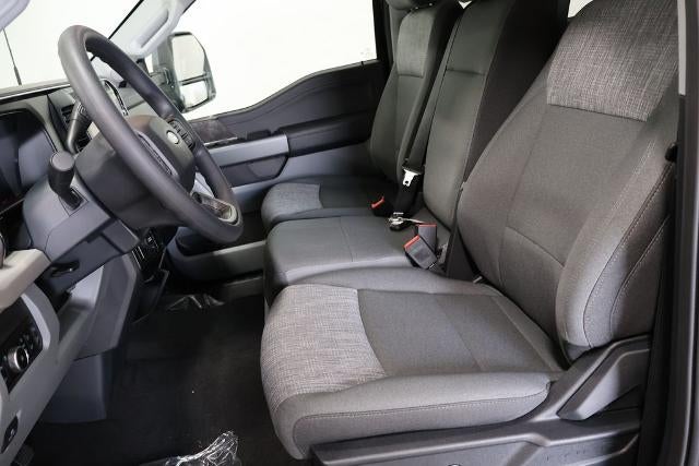 2027 Ford Super Duty F-450 DRW XLT