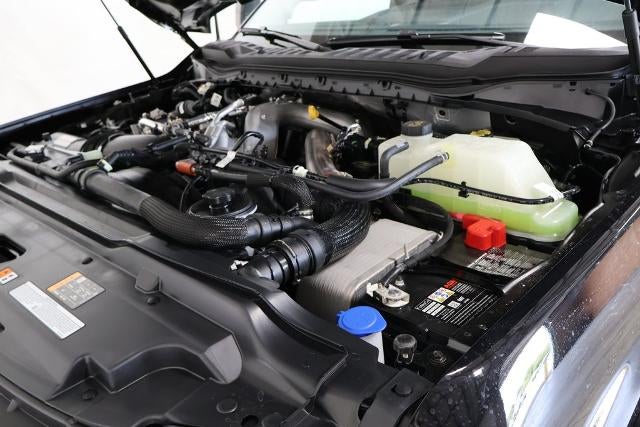 2027 Ford Super Duty F-450 DRW XLT