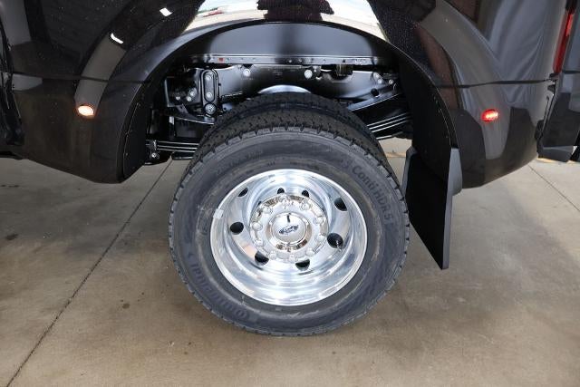 2027 Ford Super Duty F-450 DRW XLT