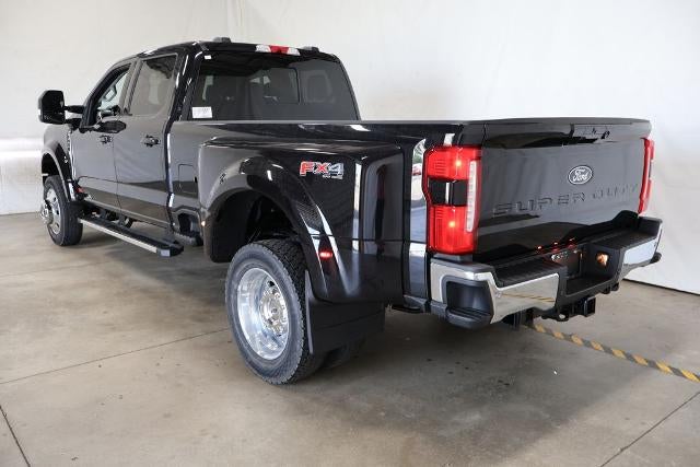 2027 Ford Super Duty F-450 DRW XLT