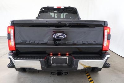 2027 Ford Super Duty F-450 DRW XLT