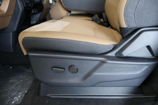 2027 Ford Super Duty F-450 DRW XLT