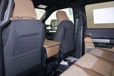 2027 Ford Super Duty F-450 DRW XLT