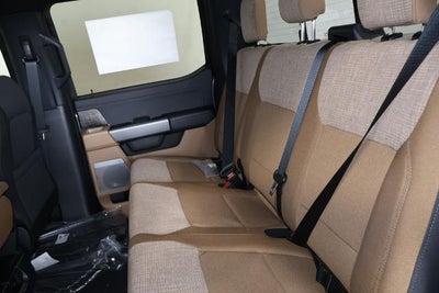 2027 Ford Super Duty F-450 DRW XLT