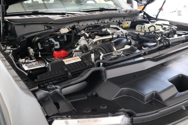 2027 Ford Super Duty F-450 DRW XLT