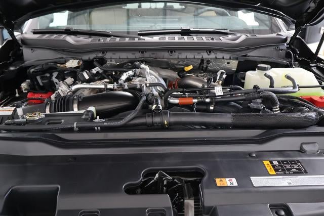 2027 Ford Super Duty F-450 DRW XLT