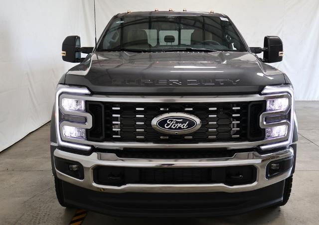 2027 Ford Super Duty F-450 DRW XLT
