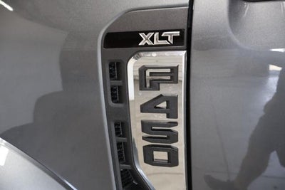 2027 Ford Super Duty F-450 DRW XLT