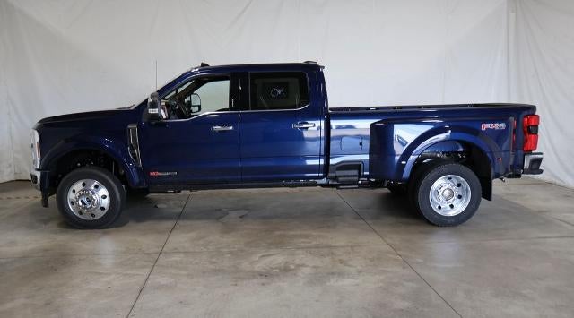 2027 Ford Super Duty F-450 DRW King Ranch