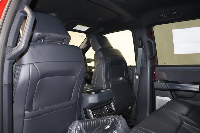 2027 Ford Super Duty F-450 DRW Platinum