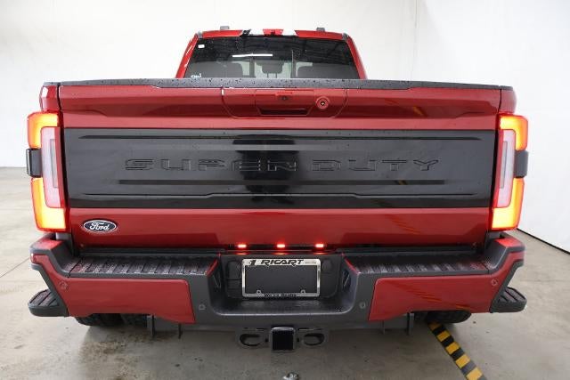 2027 Ford Super Duty F-450 DRW Platinum