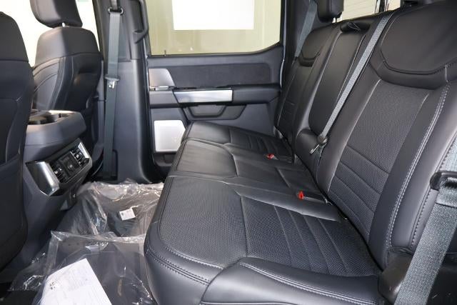 2027 Ford Super Duty F-450 DRW Platinum