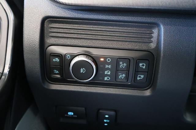 2027 Ford Super Duty F-450 DRW Platinum