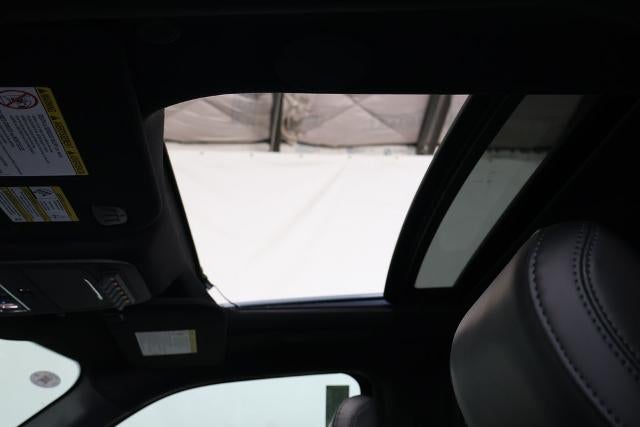 2027 Ford Super Duty F-450 DRW Platinum