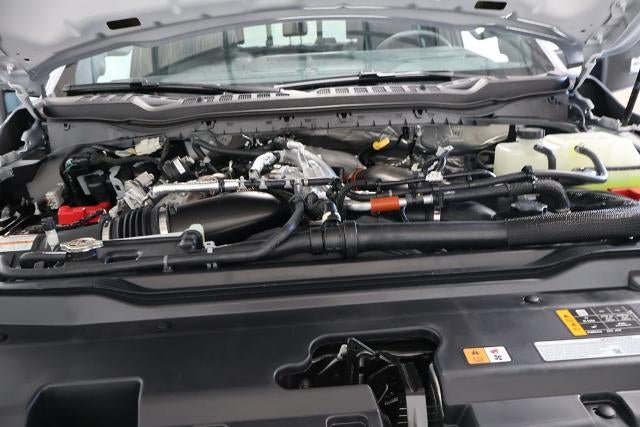 2027 Ford Super Duty F-450 DRW Platinum