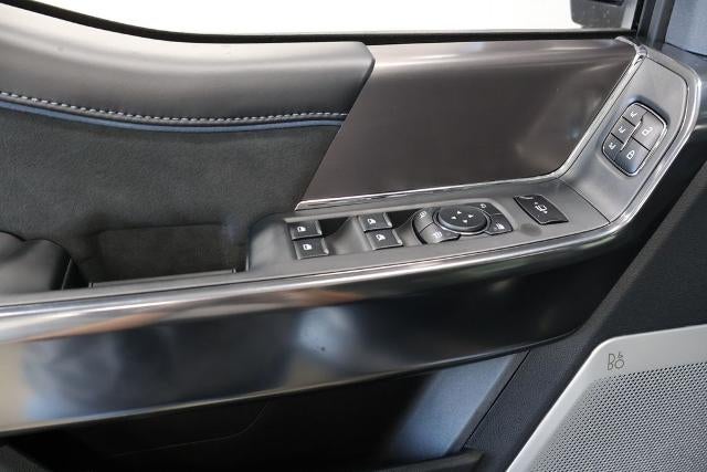 2027 Ford Super Duty F-450 DRW Platinum