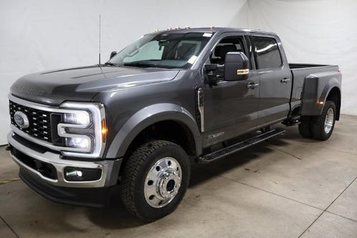 2026 Ford Super Duty F-450 DRW XLT