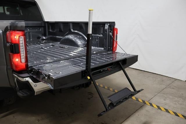 2026 Ford Super Duty F-450 DRW XLT