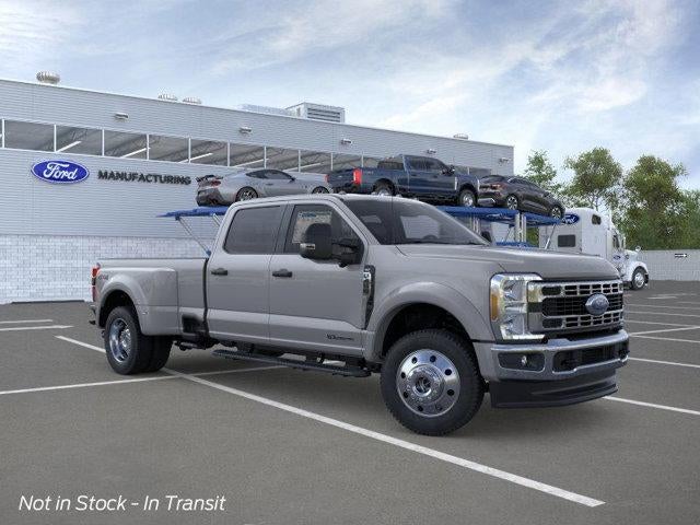 2026 Ford Super Duty F-450 DRW XLT