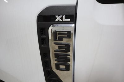 2026 Ford Super Duty F-350 SRW XL