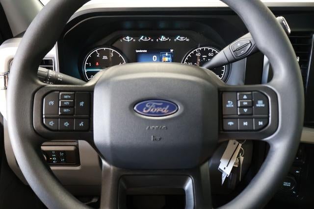 2027 Ford Super Duty F-350 SRW XL