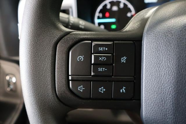 2027 Ford Super Duty F-350 SRW XL