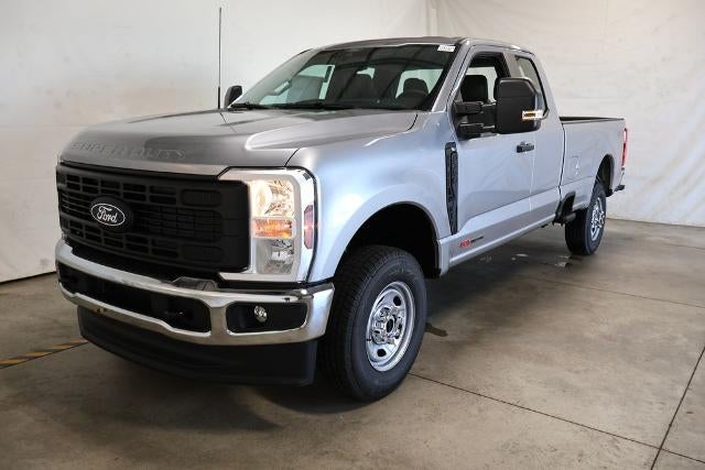 2027 Ford Super Duty F-350 SRW XL